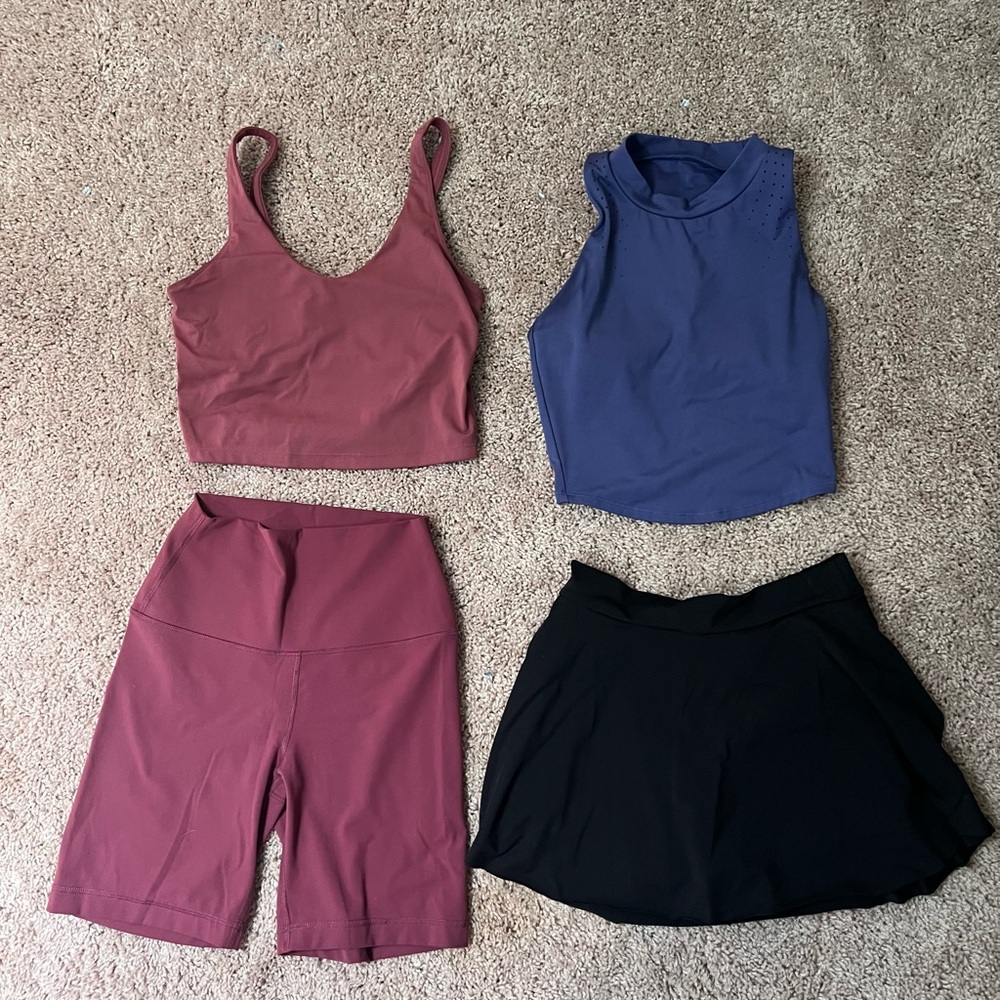 Athletic Outfits / Activewear. 4 items total
